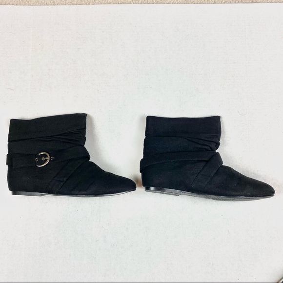 Bamboo Black Suede Round Toe Booties - Picture 2 of 11